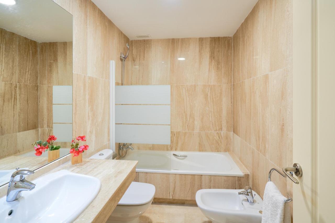 Beach & Golf Design Apartment マルベーリャ エクステリア 写真
